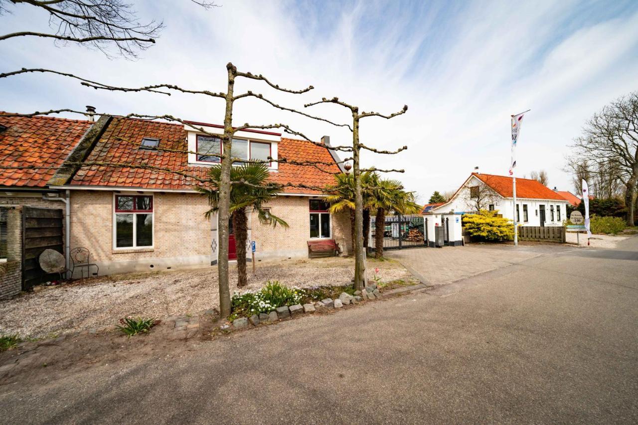 Dierenweide Upstairs